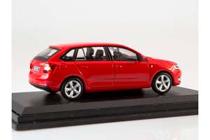 SKODA RAPID SPACEBACK (2013) — фото 5