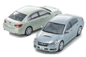 SUBARU LEGACY B4 SILVER — фото 2