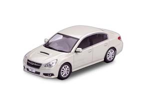 SUBARU LEGACY B4 БЕЛЫЙ ПЕРЛАМУТР