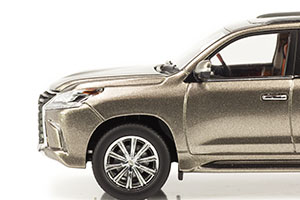 LEXUS LX570 2019 TITAN BEIGE METALLIC — фото 14