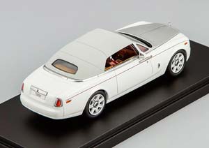 ROLLS-ROYCE PHANTOM DROPHEAD COUPE БЕЛЫЙ — фото 4