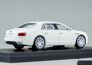 BENTLEY FLYING SPUR W12 GLACIER WHITE — фото 4
