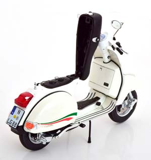 PIAGGIO VESPA PX 150 ANNIVERSARIO UNITA D ITALIA 2011, WHITE — фото 5
