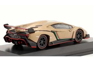 LAMBORGHINI VENENO ЗОЛОТОЙ — фото 2