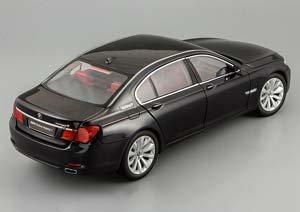 BMW 7 SERIES ACTIVE HYBRID (2010), BLACK — фото 4