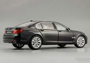 BMW 7 SERIES ACTIVE HYBRID (2010), BLACK — фото 6