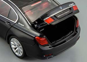 BMW 7 SERIES ACTIVE HYBRID (2010), BLACK — фото 11