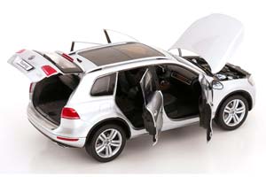 VW VOLKSWAGEN TOUAREG V6 FSI 2010 SILVER — фото 4