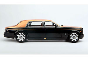ROLLS-ROYCE PHANTOM EWB 2010 BLACK/GOLD — фото 8