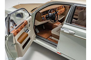 ROLLS-ROYCE PHANTOM EWB 2008 WHITE/GOLD — фото 3