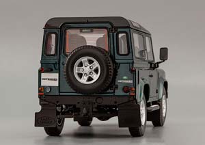 LAND ROVER DEFENDER 90 1984 GREEN METALLIC/BLACK — фото 10