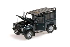 LAND ROVER DEFENDER 90 1984 GREEN METALLIC/BLACK — фото 2