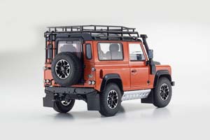 LAND ROVER DEFENDER 90 AVENTURE PHOENIX ORANGE METALLIC ORANGE — фото 2