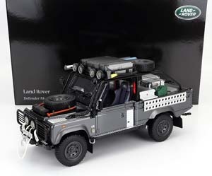 LAND ROVER DEFENDER 90 PICK-UP 2001 - LARA CROFT - TOMB RAIDER - ANGIOLINA JOLIE - MOVIE, CORRIS GREY