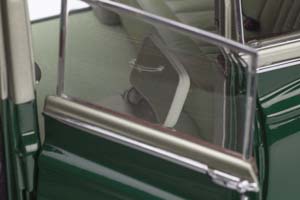 ROLLS-ROYCE PHANTOM VI 1968 DARK GREEN/LIGHT GREEN METALLIC — фото 10