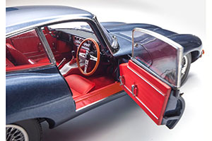 JAGUAR E TYPE (RHD) DARK BLUE — фото 3
