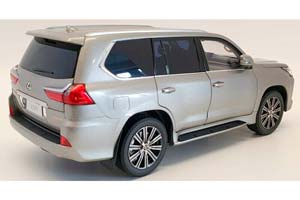 LEXUS LX570 2018 DARK GREY METALLIC — фото 2