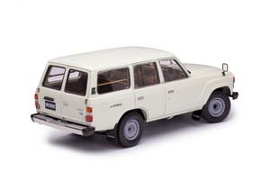 TOYOTA LAND CRUISER 60 БЕЛЫЙ — фото 2