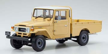 TOYOTA LAND CRUISER 4X4 PICKUP БЕЖЕВЫЙ — фото 13