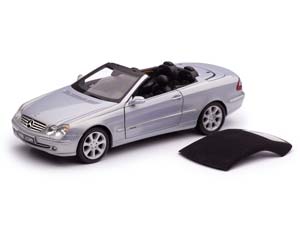 MERCEDES-BENZ CLK-CLASS КАБРИОЛЕТ A209 (W209) 2002 СЕРЕБРИСТЫЙ — фото 13
