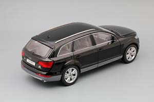 AUDI Q7 FACELIFT 2011 ЧЁРНЫЙ — фото 2