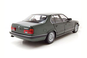 BMW E32 730I 1986 GREEN METALLIC — фото 2