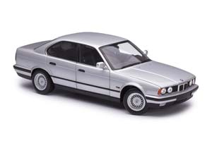BMW E34 535I 5-SERIES 1988 SILVER METALLIC — фото 5