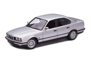 BMW E34 535I 5-SERIES 1988 SILVER METALLIC 