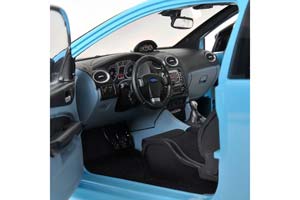 FORD FOCUS RS 2010 LE MANS CLASSIC EDITION BLUE 1968 FORD GT40 TRIBUTE — фото 3