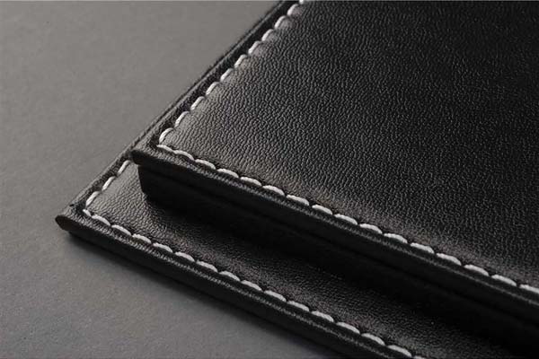 БОКС-ВИТРИНА ДЛЯ МОДЕЛЕЙ 1:12 BLACK LEATHER НАТУРАЛЬНАЯ КОЖА ЧЕРНАЯ (510X240X180 ММ) — фото 3
