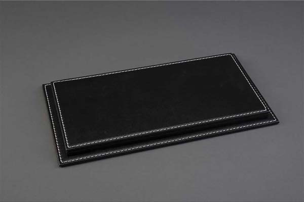 БОКС-ВИТРИНА ДЛЯ МОДЕЛЕЙ 1:12 BLACK LEATHER НАТУРАЛЬНАЯ КОЖА ЧЕРНАЯ (510X240X180 ММ) — фото 2