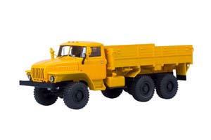 УРАЛЬСКИЙ ГРУЗОВИК 43202 6X6 БОРТОВОЙ ДЕРЕВЯННАЯ ПЛАТФОРМА ПОКРЫШКИ О-47А
