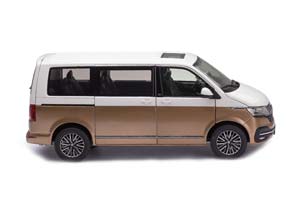 VW VOLKSWAGEN MULTIVAN T6.1 GENERATION SIX 2022 WHITE/BRONZE / VW VOLKSWAGEN MULTIVAN T6.1 ПОКОЛЕНИЕ SIX 2022 БЕЛЫЙ/БРОНЗОВЫЙ — фото 5