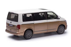 VW VOLKSWAGEN MULTIVAN T6.1 GENERATION SIX 2022 WHITE/BRONZE / VW VOLKSWAGEN MULTIVAN T6.1 ПОКОЛЕНИЕ SIX 2022 БЕЛЫЙ/БРОНЗОВЫЙ — фото 2