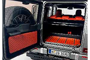 MERCEDES-BENZ G-KLASSE 4X4² W463 СЕРЫЙ — фото 6