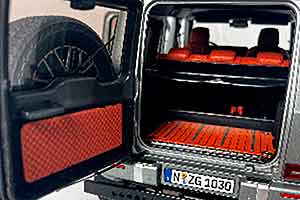 MERCEDES-BENZ G-KLASSE 4X4² W463 СЕРЫЙ — фото 7