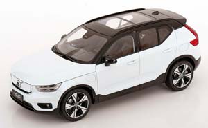 VOLVO XC40 RECHARGE 2022 WHITE METALLIC