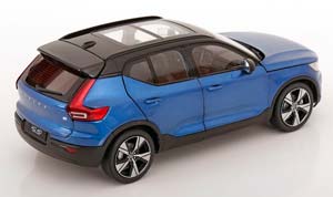 VOLVO XC40 RECHARGE 2022 BLUE METALLIC — фото 2