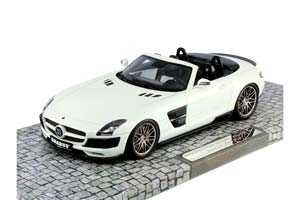 MERCEDES BRABUS 700 BITURBO ROADSTER 2013 PEARL WHITE — фото 11