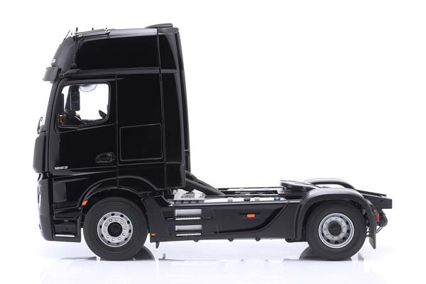 MERCEDES-BENZ ACTROS L BLACK WITH DESIGN / МЕРСЕДЕС-БЕНЦ АКТРОС ЧЕРНЫЙ ДИЗАЙН — фото 4