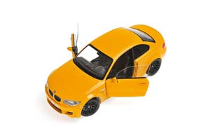 BMW 1-ER M1 COUPE 2011 YELLOW — фото 3