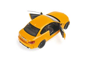 BMW 1-ER M1 COUPE 2011 YELLOW — фото 4