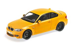 BMW 1-ER M1 COUPE 2011 YELLOW — фото 1