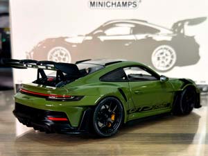 PORSCHE 911 (992) GT3RS 2024 NATO OLIVE/BLACK WHEELS / ПОРШЕ 911 992 GT3 RS NATO ОЛИВКОВЫЙ/ЧЕРНЫЕ КОЛЕСА — фото 5