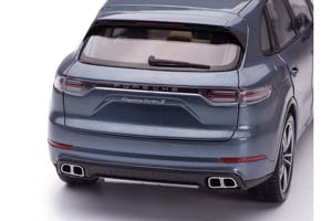 PORSCHE CAYENNE TURBO S 2017 BLUE METALLIC — фото 18