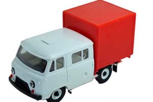 УАЗ-39094 ФЕРМЕР С БУДКОЙ ПЛАСТИК, БЕЛЫЙ/КРАСНЫЙ