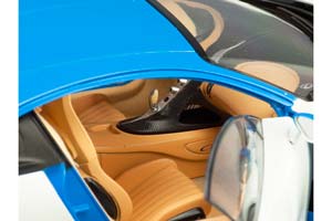 BUGATTI CHIRON ГОЛУБОЙ С БЕЛЫМ — фото 5