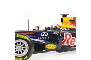 RED BULL RACING RB7 S.VETTEL WORLD CHAMPION 2011 #1 — фото 2