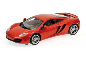 MCLAREN MP4-12C 2011 RED