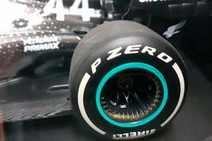 MERCEDES W10 WINNER SILVERSTONE GP 2019 LEWIS HAMILTON / MERCEDES W10 ПОБЕДИТЕЛЬ ГРАН-ПРИ СИЛЬВЕРСТОУНА 2019 ЛЬЮИС ХЭМИЛТОН — фото 4